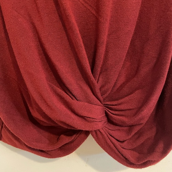 Cropped Burnt Red Top - Picture 4 of 5